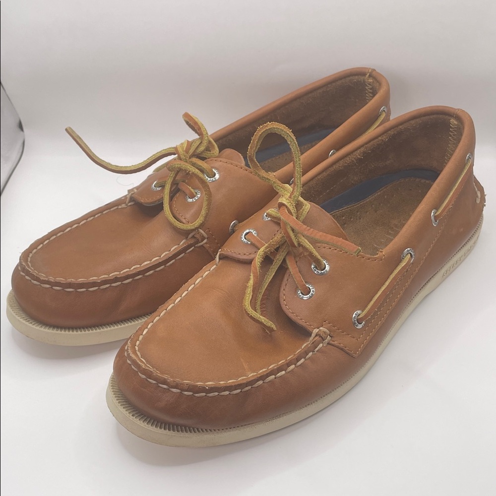 🌿 Men's Tan Leather Sperry Boat Shoes